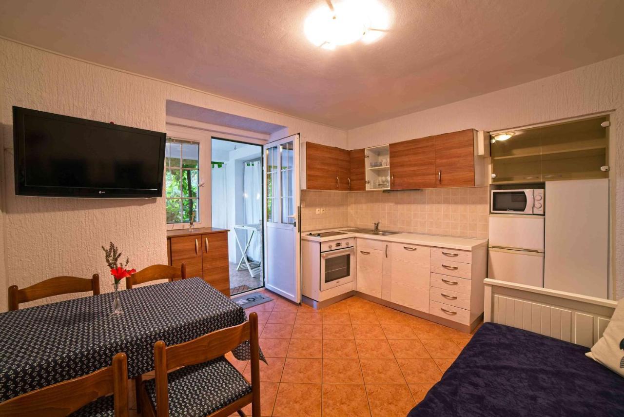 Beach Villa Ema Супетарська Драґа Екстер'єр фото
